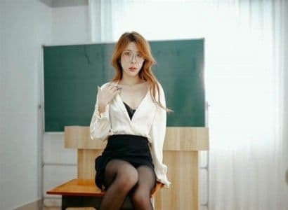 Chuyện tình của cô giáo và cậu học trò may mắn